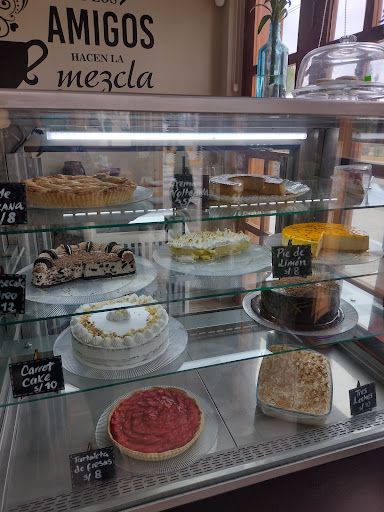 Mia's Cakes