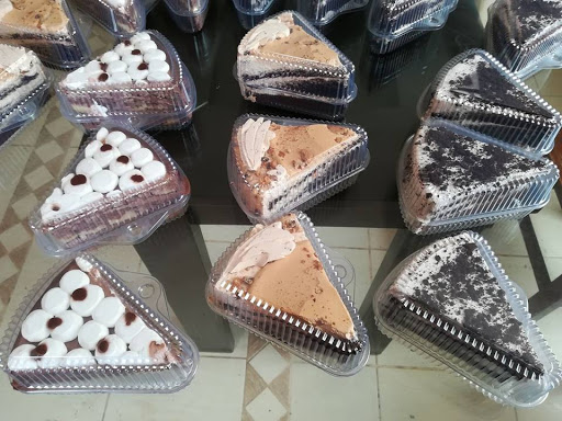 PASTELERIA MENCHIS