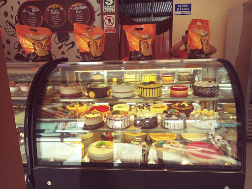 Pastelería Fina Rauletti Picota