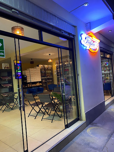 Pasteleria y cafeteria TAPIA