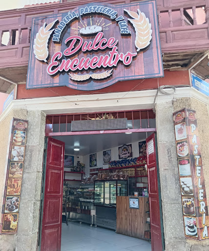 Panadería, pasteleria y café: Dulce Encuentro