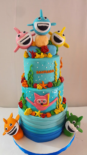 tessy cake style